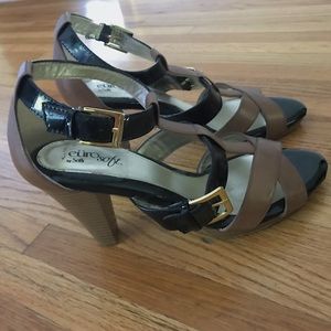 Sofft Cognac and Black Criss-Cross Strap Heels